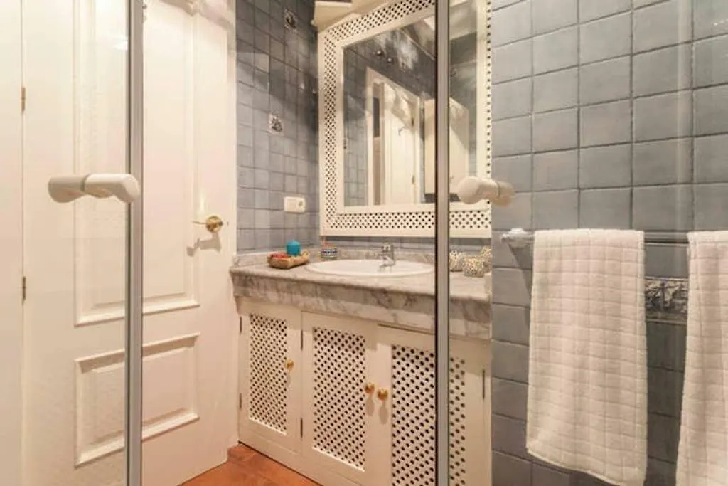 Apartment Goyeneta Central Deluxe Palace Hotel Seville Spain